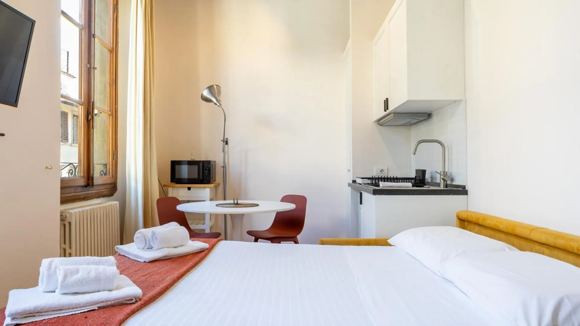 San Frediano Central Studio Florence