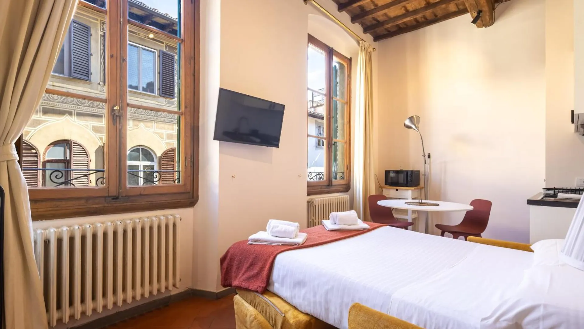 San Frediano Central Studio Florence Italy